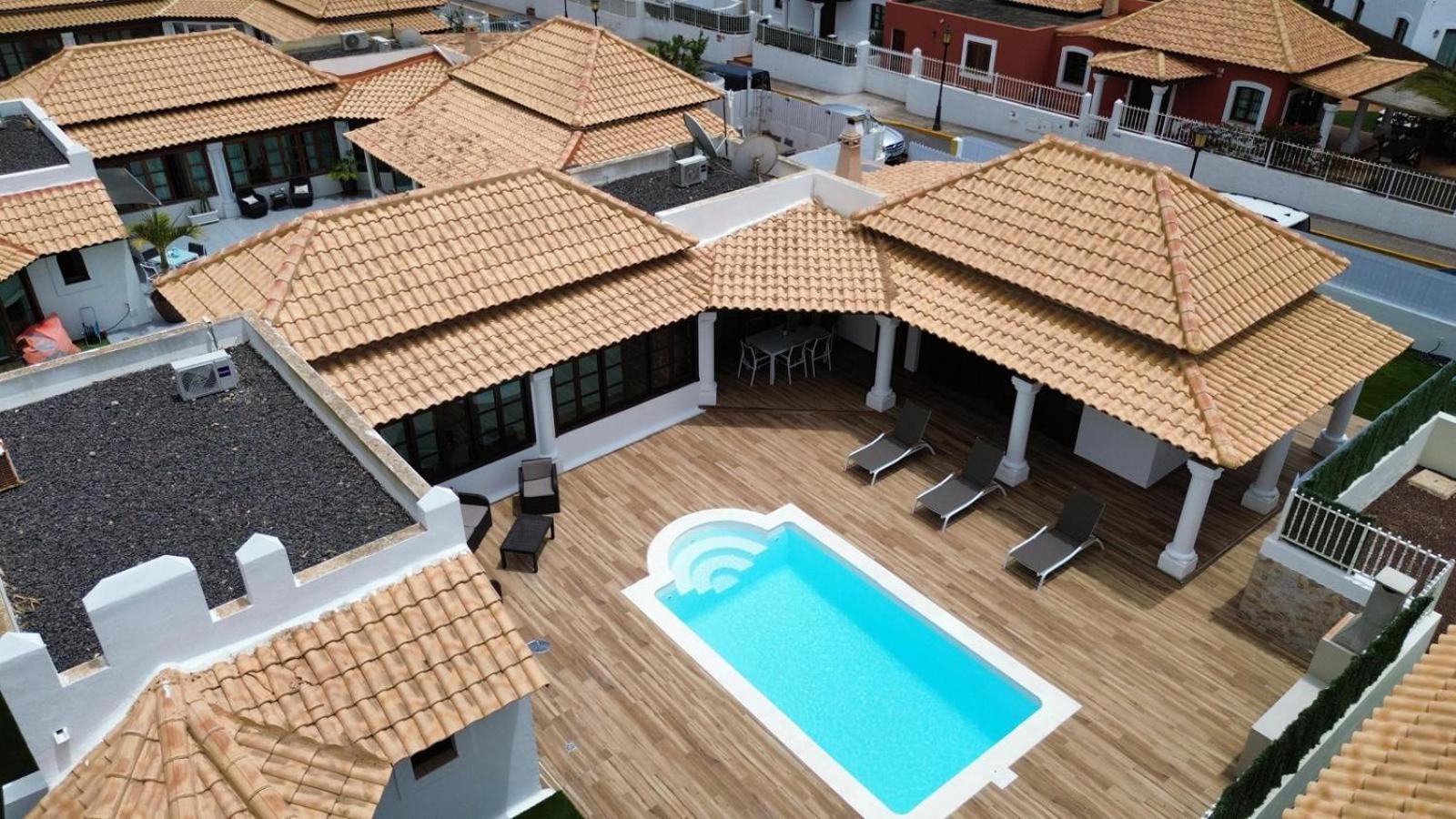 Villa Relax Deluxe Private Pool Corralejo By Holidays Home Buitenkant foto